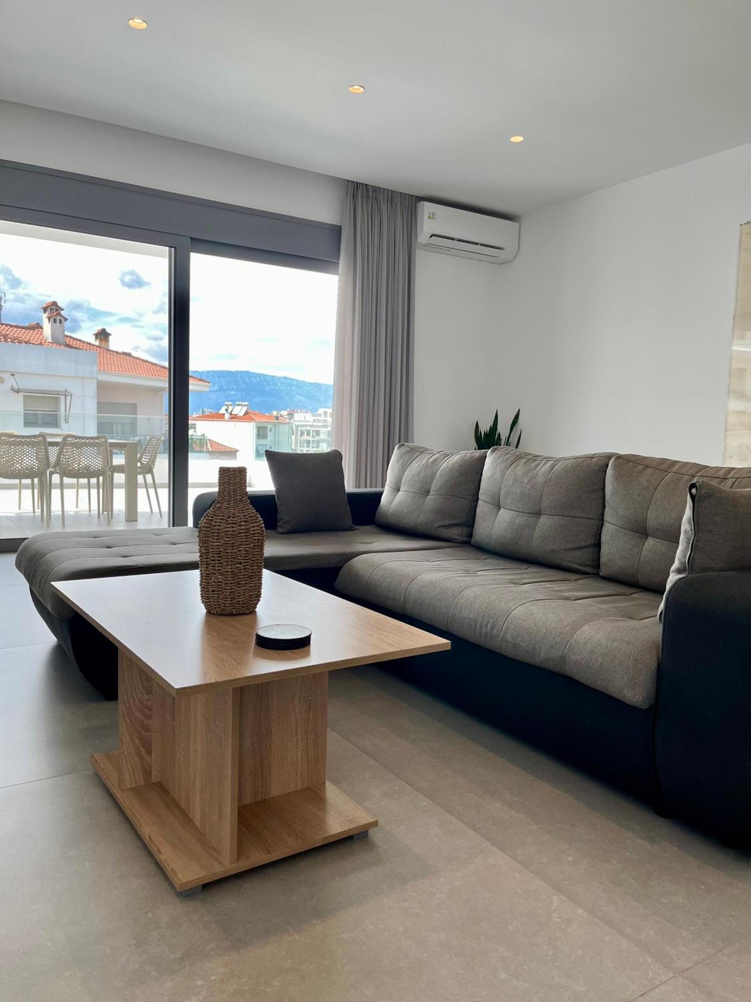 White Luxury Apartment Tríkala Exterior foto